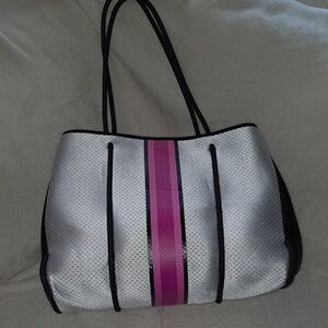 Haute Shorw Women's Tote Bag - Silver and Pink And Black